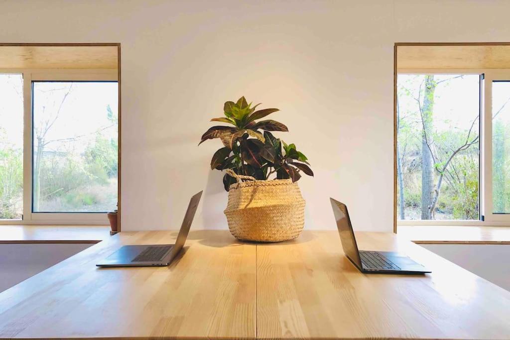 Eco Tiny Home & Office For Digital Nomads Vallmoll 외부 사진
